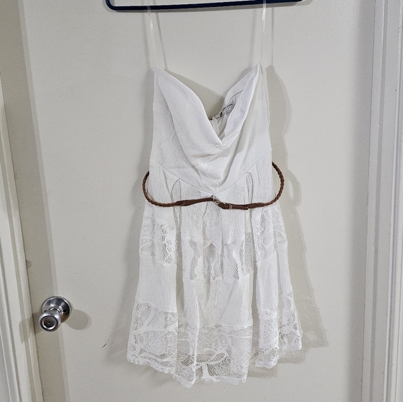 Charlotte Russe White Strapless Dress - Picture 1 of 9